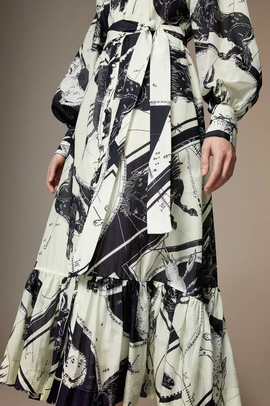 Outlet 𧨠Karen Millen Tall British Museum Silk Cotton Star Mapped Woven Maxi π Dress - mono π - Image 2