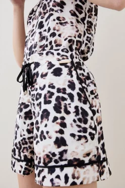 Brand new 🎉 Karen Millen Soft Leopard Satin Nightwear Short 🔔