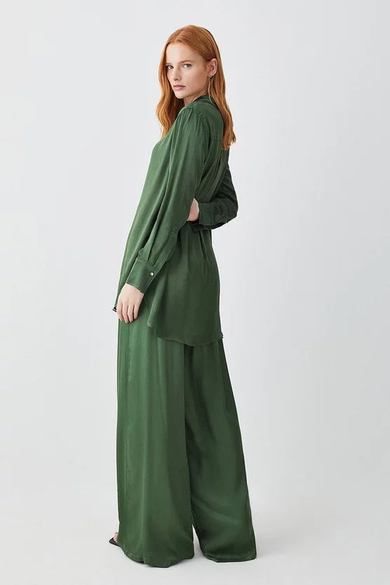 Brand new β¨ Karen Millen Tall Satin Viscose Wide Leg Woven Trousers - khaki π - Image 3