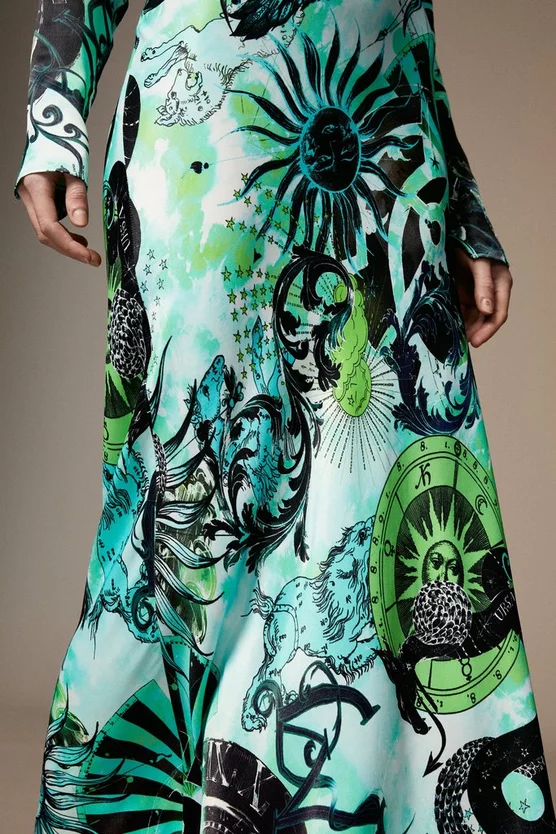 Coupon π Karen Millen British Museum Star Mapped Batwing π Dress - green π - Image 2